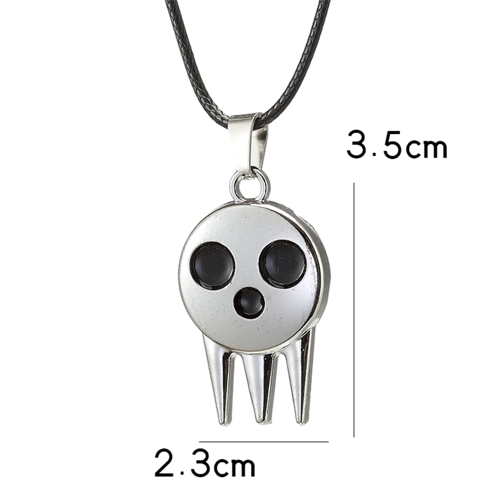 silver-necklace